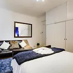 Park Lane Beautiful Apartment