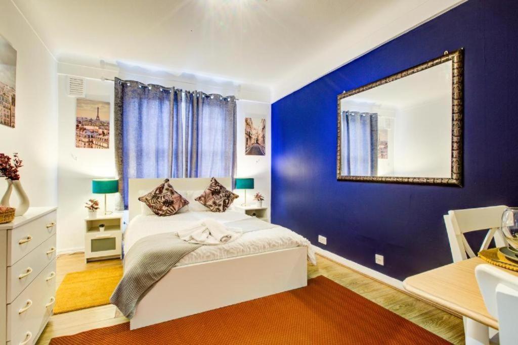 Apartment Park Lane Beautiful London